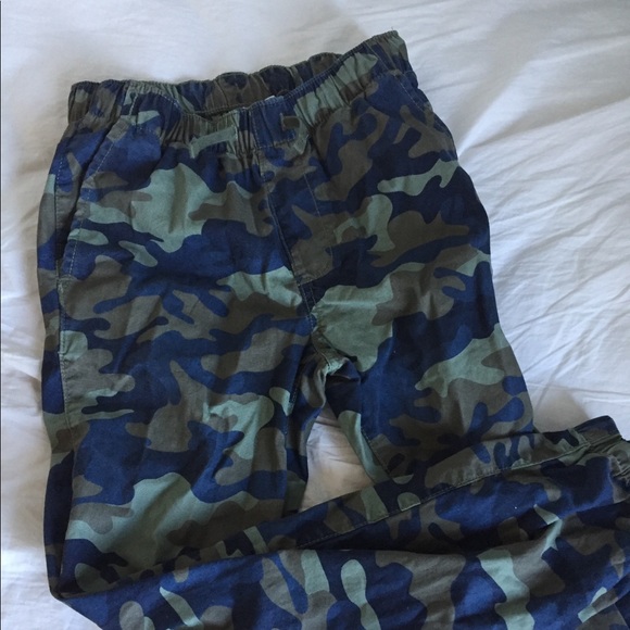Camo Printed Gap Kid’s Pants - Picture 6 of 8